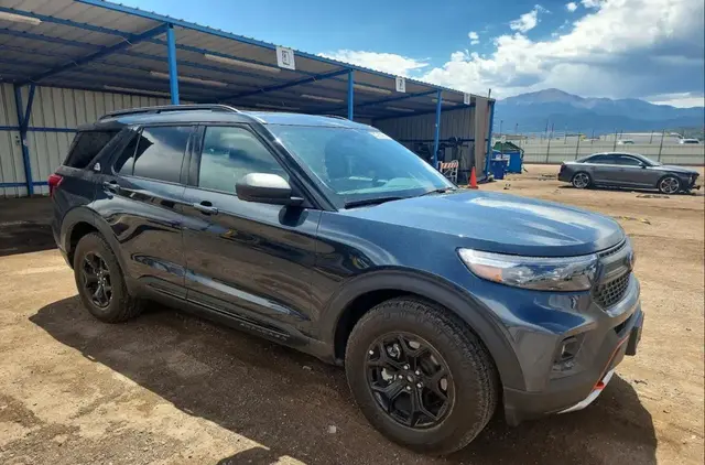 FORD EXPLORER TIMBERLINE 2023
