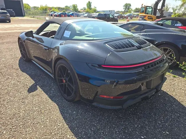 PORSCHE 911 TARGA 4 GTS 2026