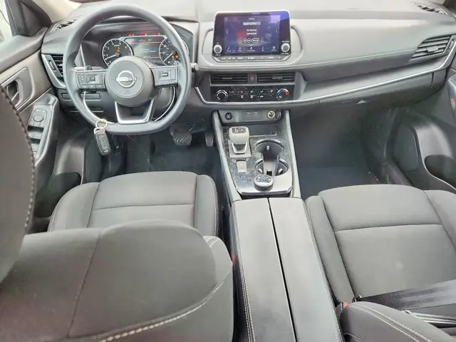 NISSAN ROGUE 2024