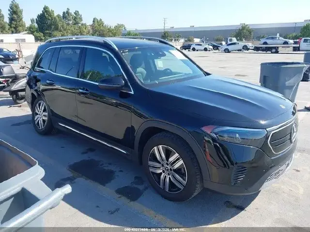 MERCEDES-BENZ EQB 250 SUV 2023