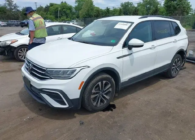 VOLKSWAGEN TIGUAN 2023