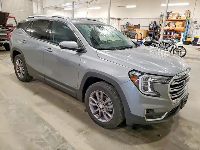 GMC TERRAIN SLT 2023