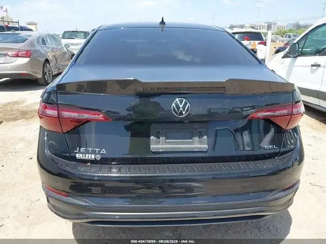 VOLKSWAGEN JETTA SE 2024