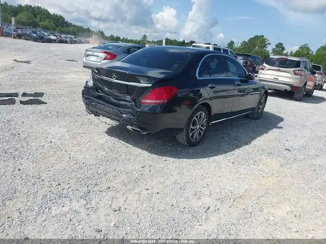 MERCEDES-BENZ C-CLASS C 300 2015