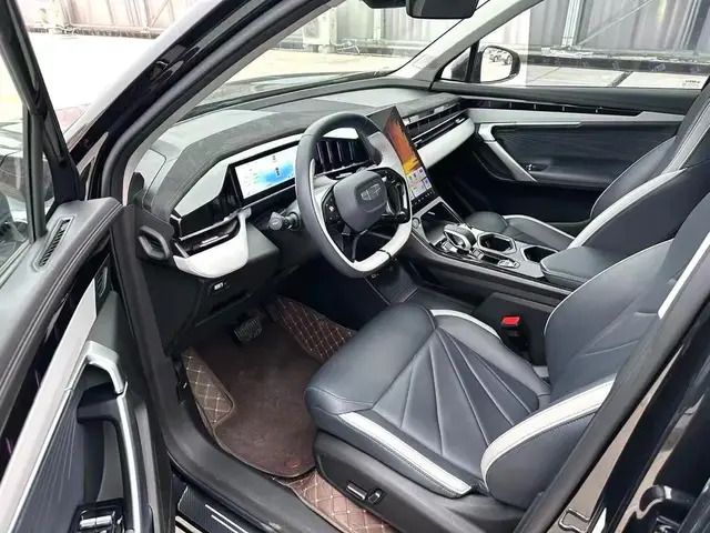 GEELY BOYUE L 2023