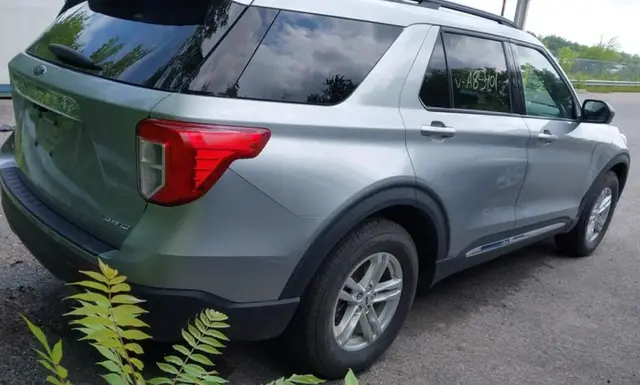 FORD EXPLORER БОЛЬШОЙ МУЛЬТИМЕДИЙНЫЙ ЭКРАН 2023