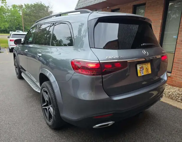 MERCEDES-BENZ GLS 450 2024