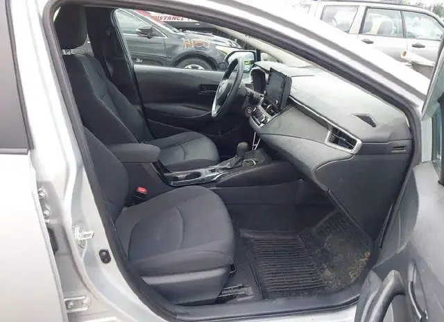 TOYOTA COROLLA LE 2022