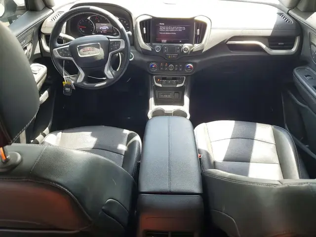 GMC TERRAIN SLT 2023