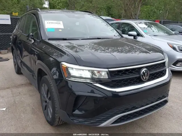 VOLKSWAGEN TAOS 2023