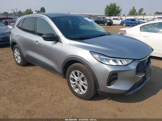 FORD ESCAPE МУЛЬТИМЕДИА С ЭКРАНОМ ПОДОГРЕВ СИДЕНИЙ КАМЕРА КЛИМАТ-КОНТРОЛЬ 2023