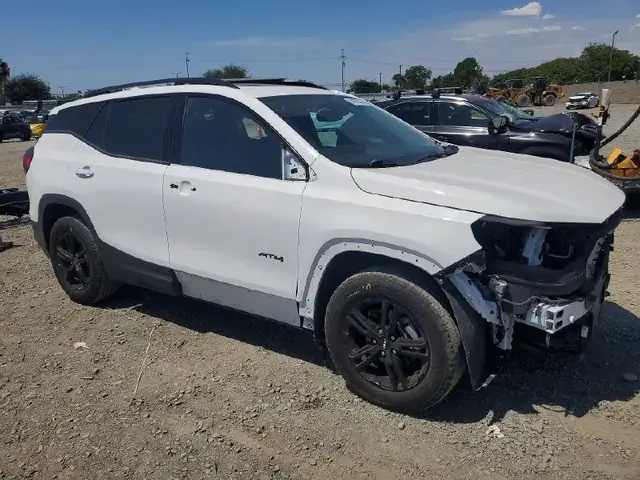 GMC TERRAIN AT4 2022