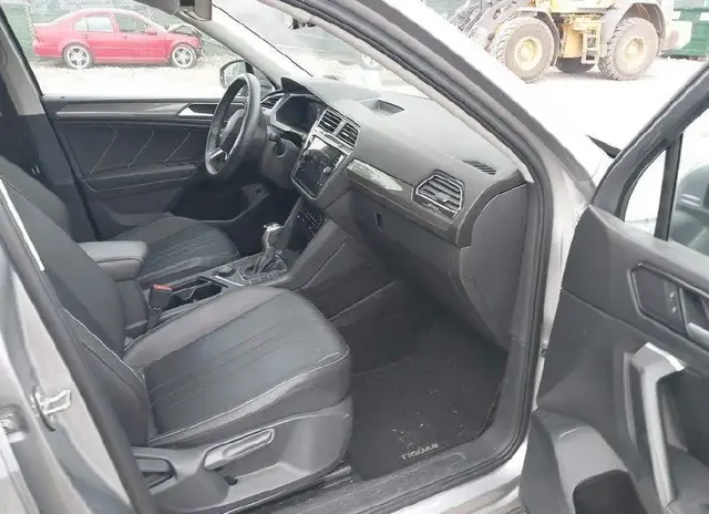 VOLKSWAGEN TIGUAN SE 2022
