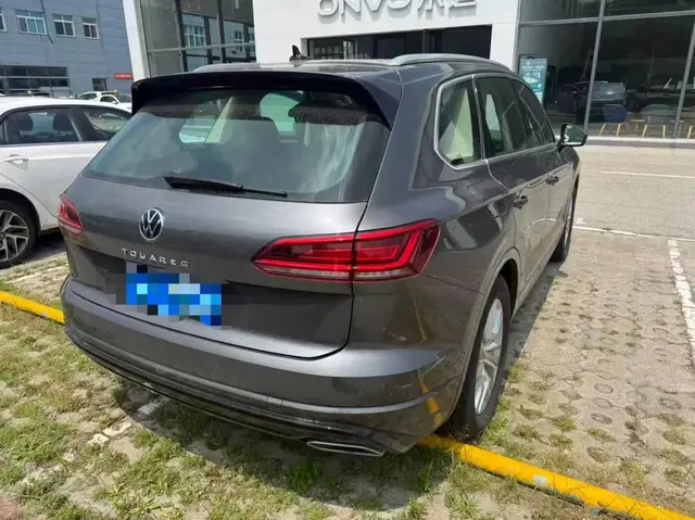 VOLKSWAGEN TOUAREG 2023