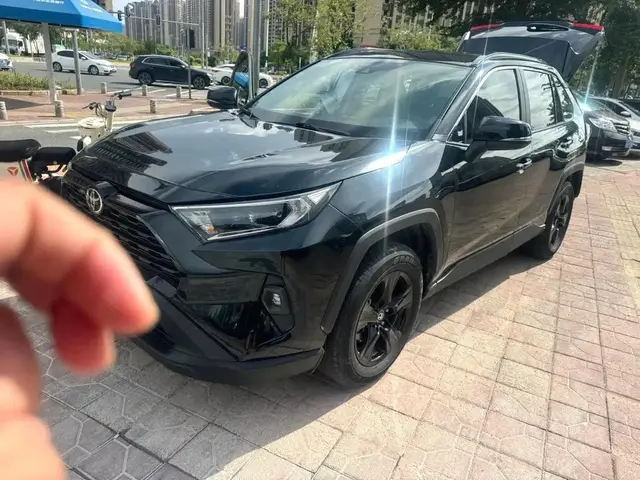 TOYOTA RAV4 2023