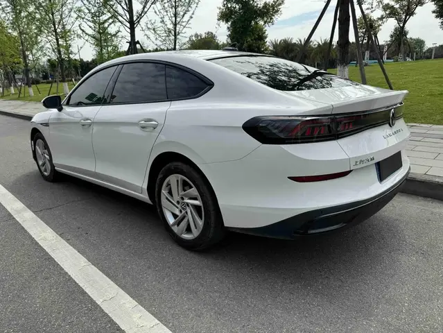 VOLKSWAGEN LAMANDO L 2023 LAMANDO L 2023