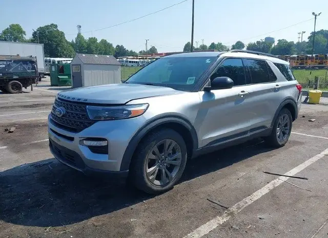 FORD EXPLORER XLT 2022
