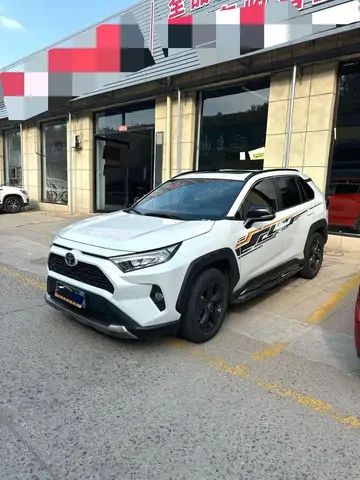 TOYOTA RAV4 2022