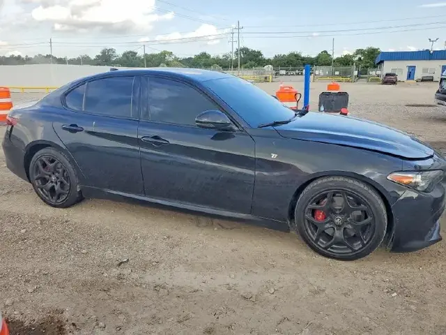 ALFA ROMEO GIULIA SUPER/SUPER SPORT 2022