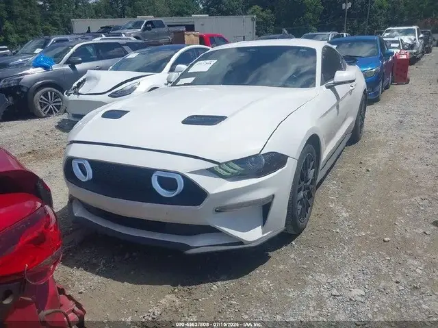 FORD MUSTANG PREMIUM 2023