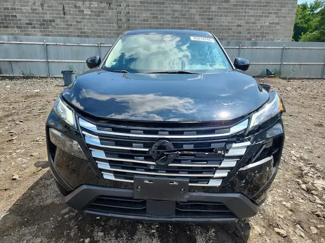 NISSAN ROGUE 2024