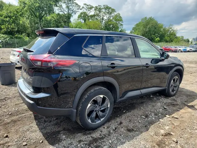 NISSAN ROGUE 2024