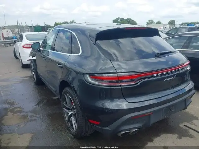 PORSCHE MACAN 2022