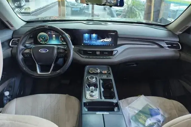 FORD LINGYU PREMIUM 2023