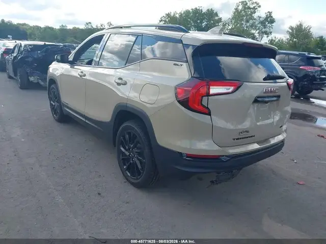 GMC TERRAIN SLT 2023