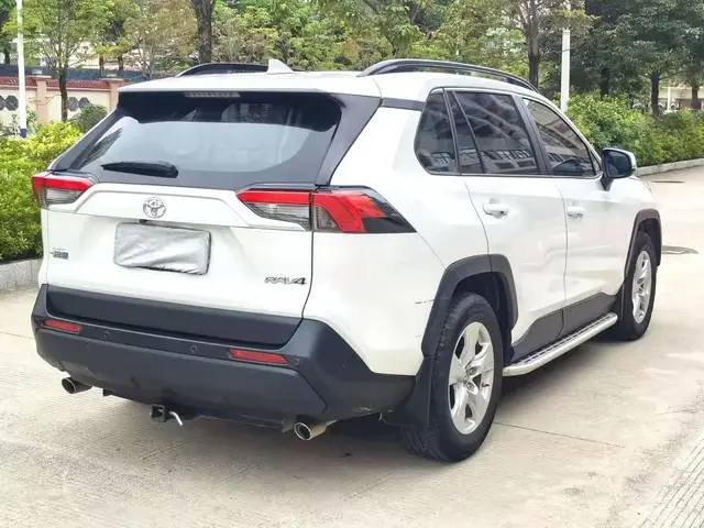 TOYOTA RAV4 2022