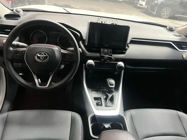 TOYOTA RAV4 2022