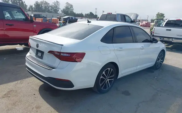 VOLKSWAGEN JETTA 2023