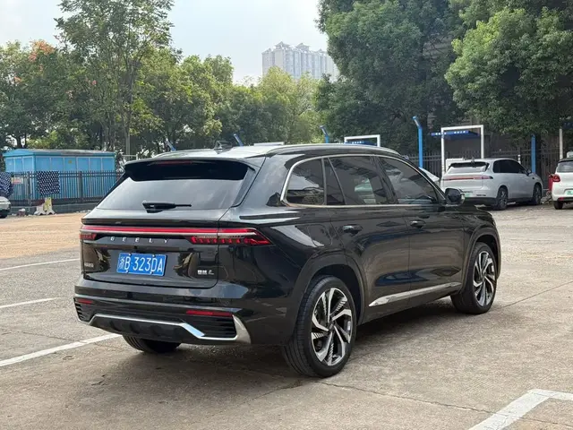 GEELY MONJARO FLAGSHIP 2023