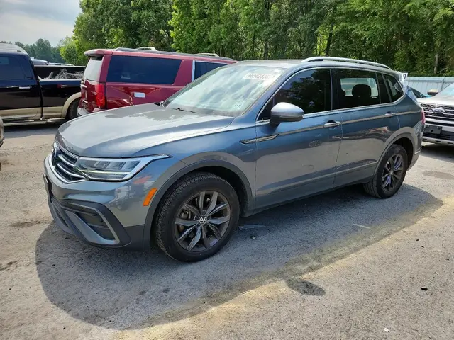 VOLKSWAGEN TIGUAN SE 2022