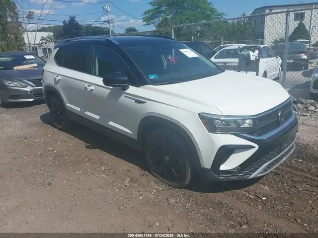 VOLKSWAGEN TAOS SE 2023