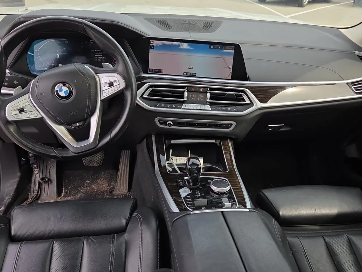 BMW X7 SPORTS ACTIVITY VEHICLE 2021