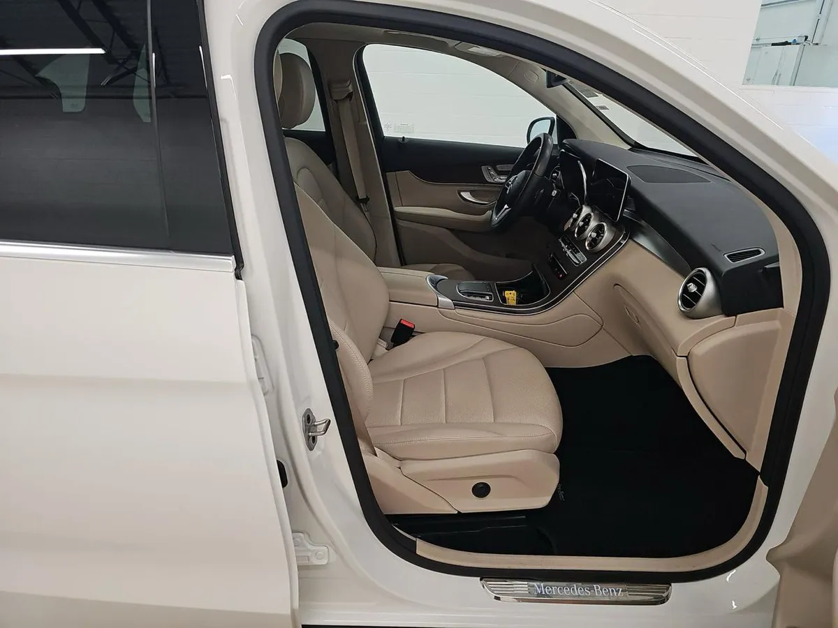 MERCEDES-BENZ GLC 300 4MATIC 2022