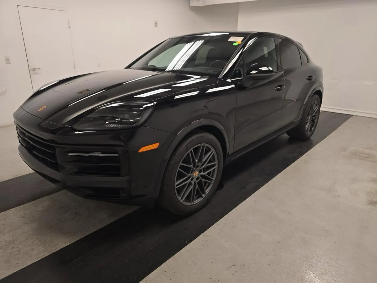 PORSCHE CAYENNE COUPE 2024