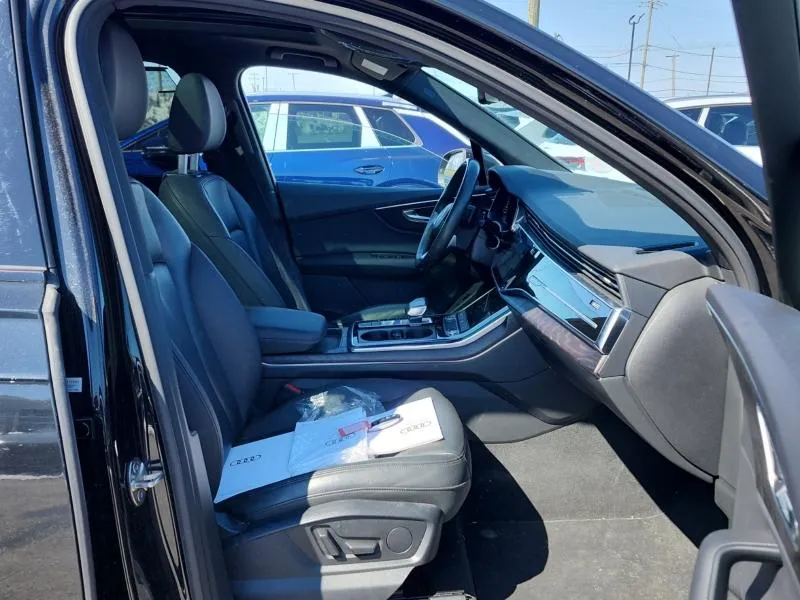 AUDI Q7 KOMFORT 2022