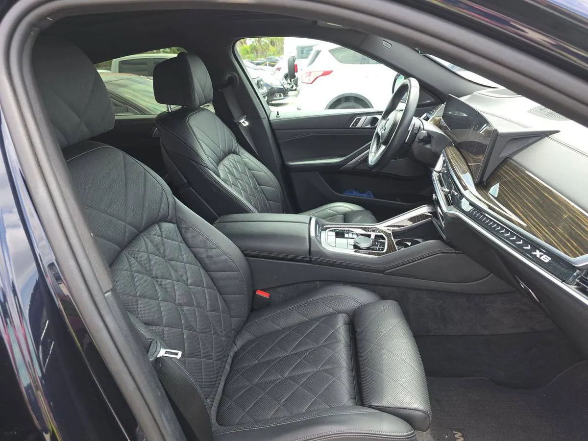 BMW X6 SPORTS ACTIVITY COUPE 2024