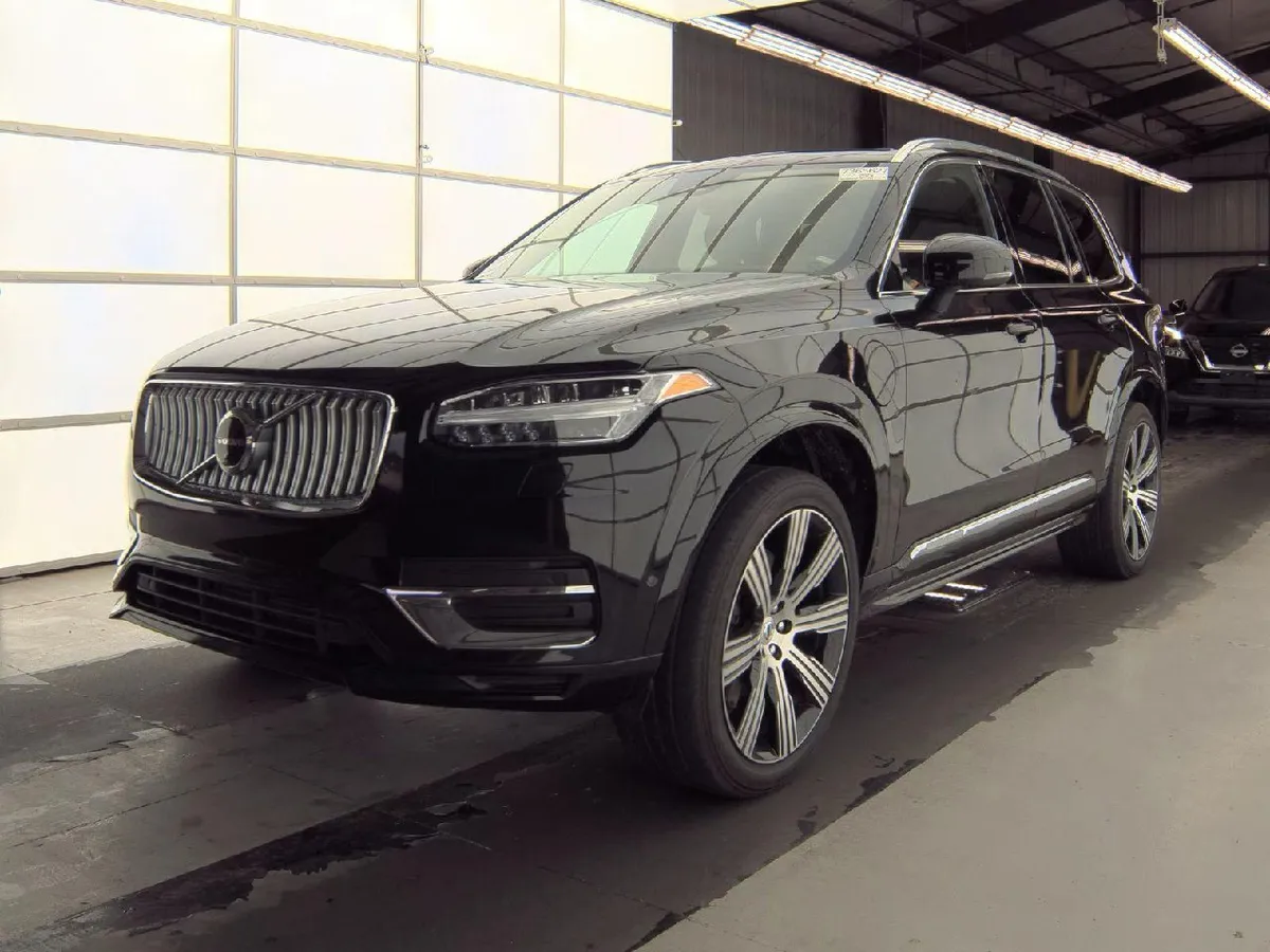 VOLVO XC90 RECHARGE T8 PLUS 2023