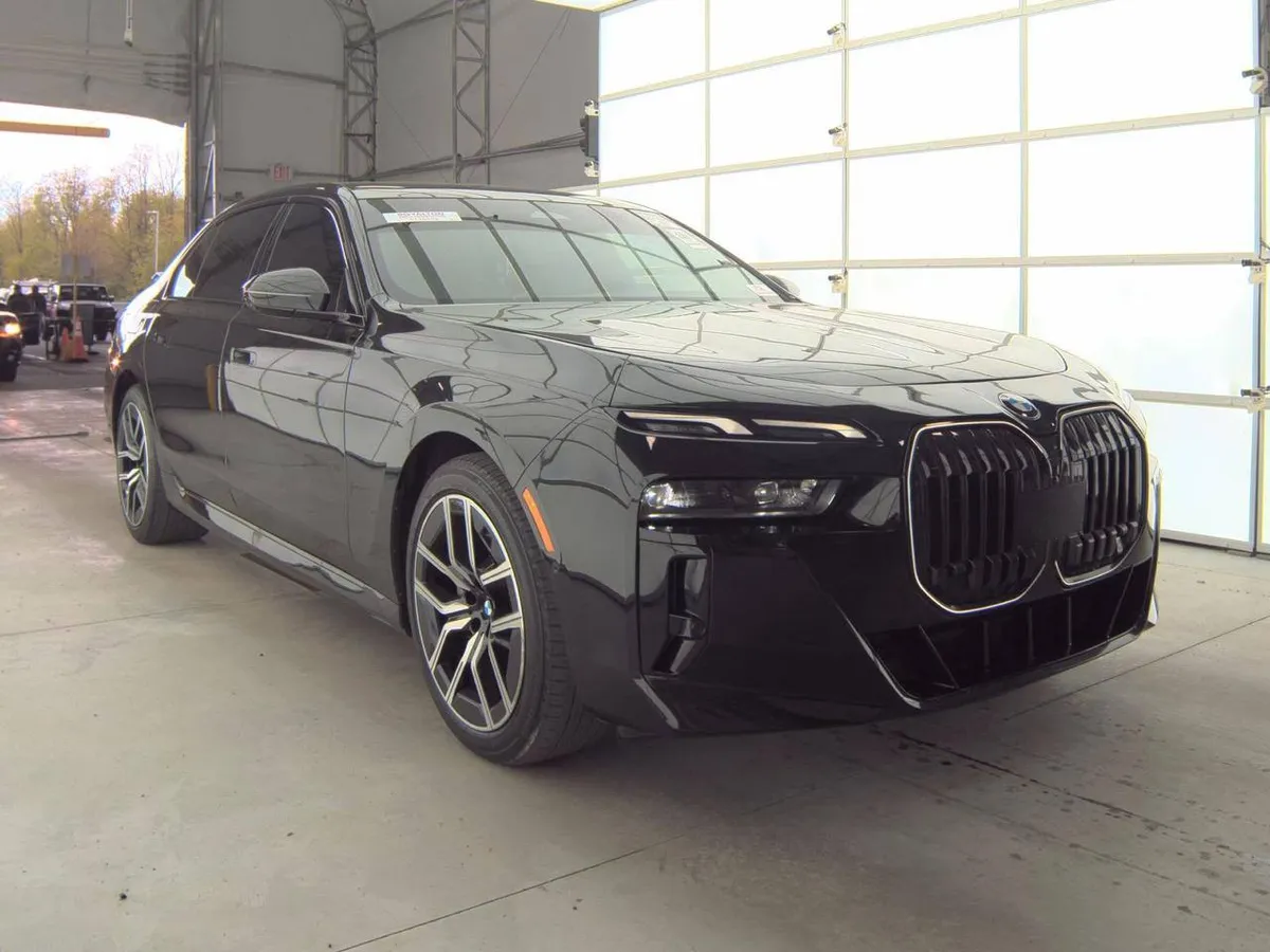 BMW 7 SERIES 740I XDRIVE 2024