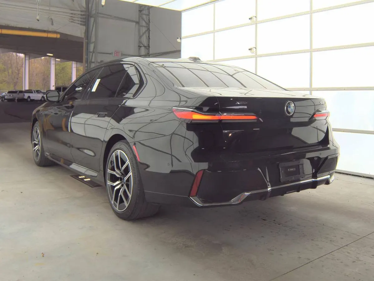 BMW 7 SERIES 740I XDRIVE 2024