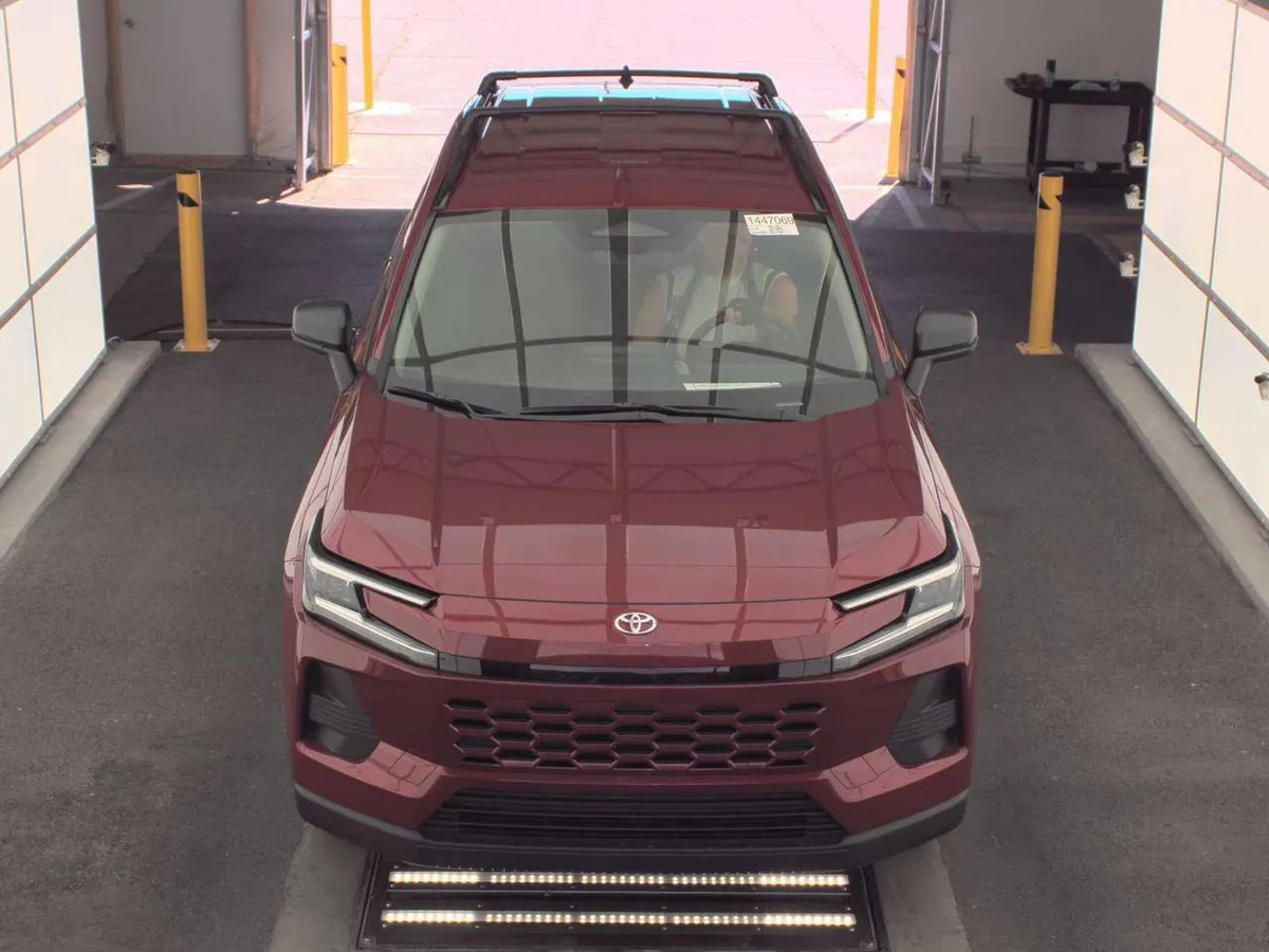 TOYOTA RAV4 HYBRID LE 2026