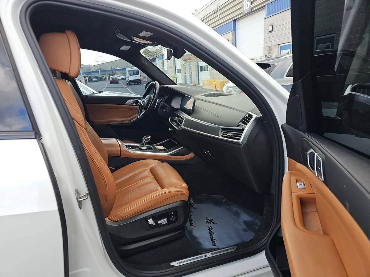 BMW X7 SPORTS ACTIVITY VEHICLE 2022