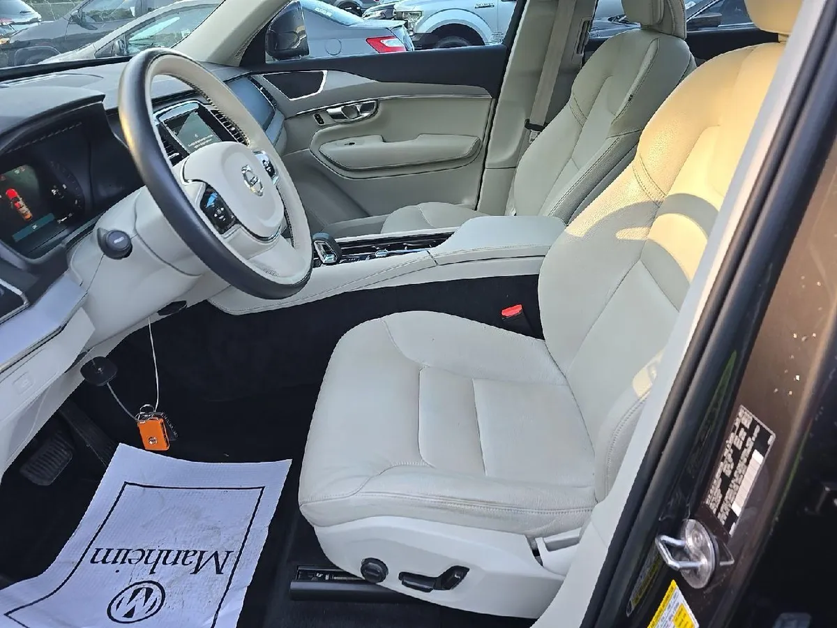 VOLVO XC90 B5 CORE 7 2023