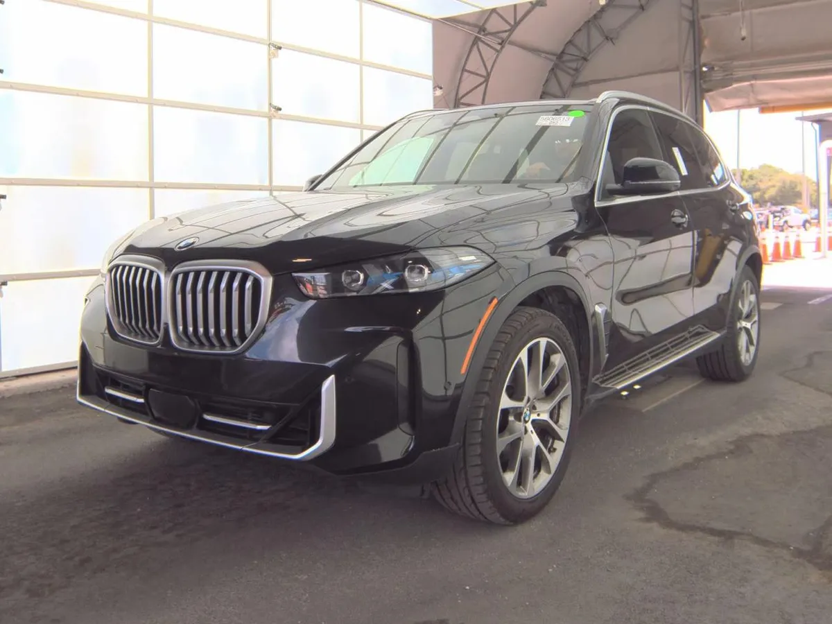 BMW X5 SPORTS ACTIVITY VEHICLE 2024