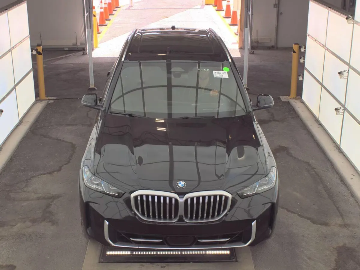 BMW X5 SPORTS ACTIVITY VEHICLE 2024