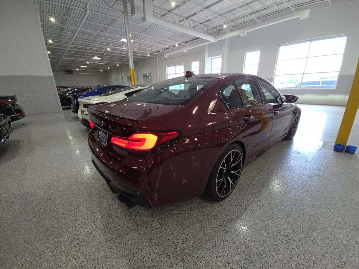 BMW M5 SEDAN 2023