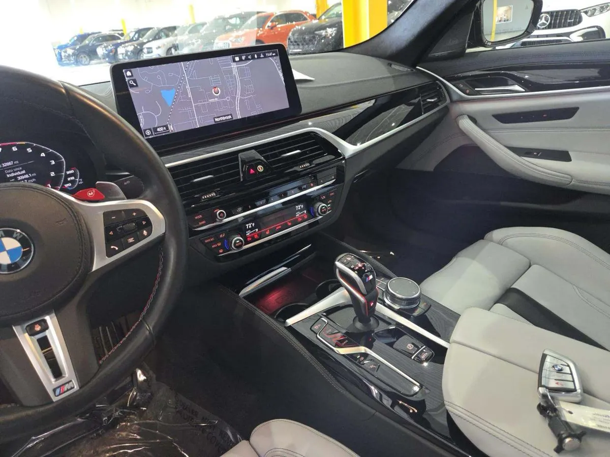 BMW M5 SEDAN 2023